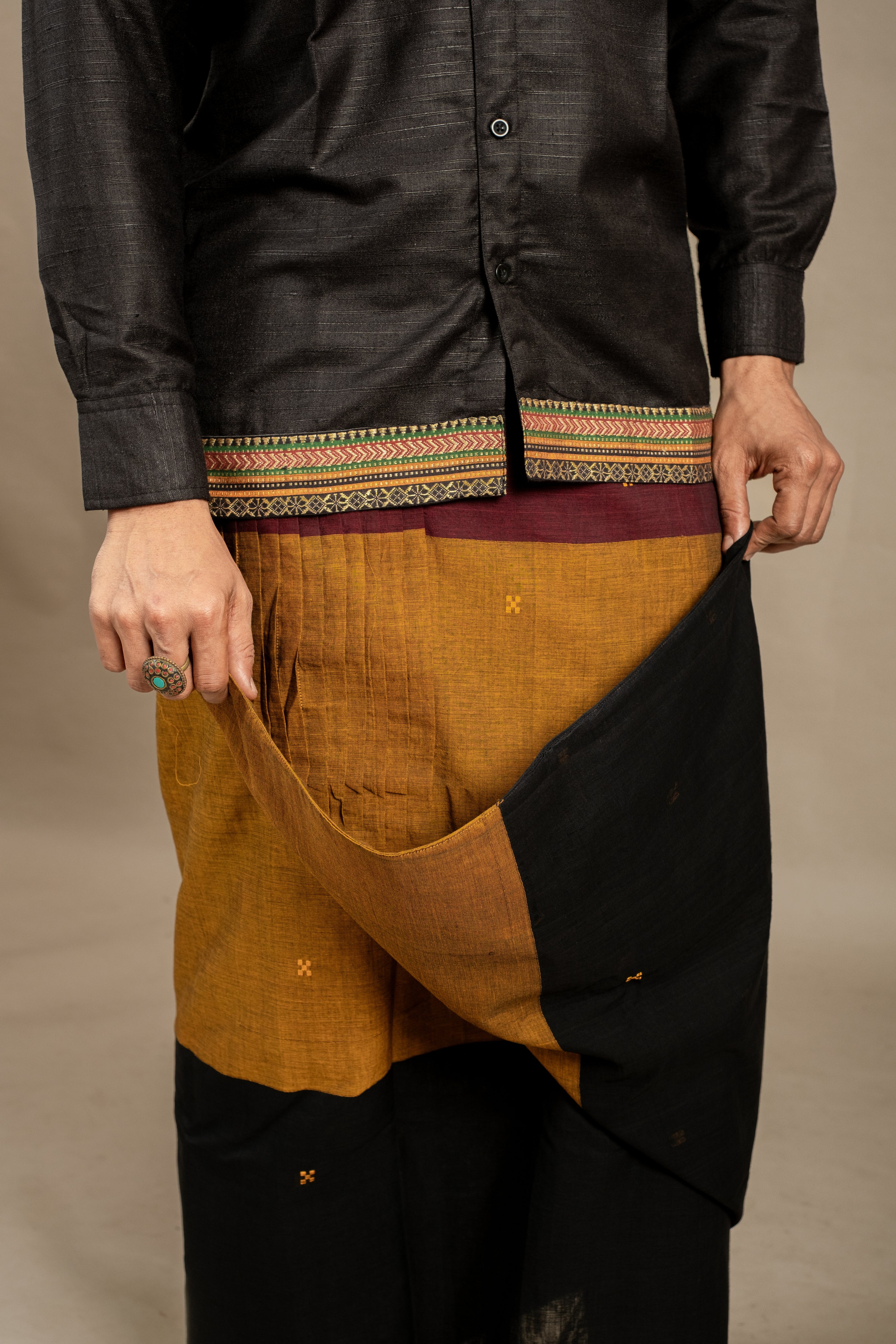 ARAKU Mupbagam Veshti - Limited Edition