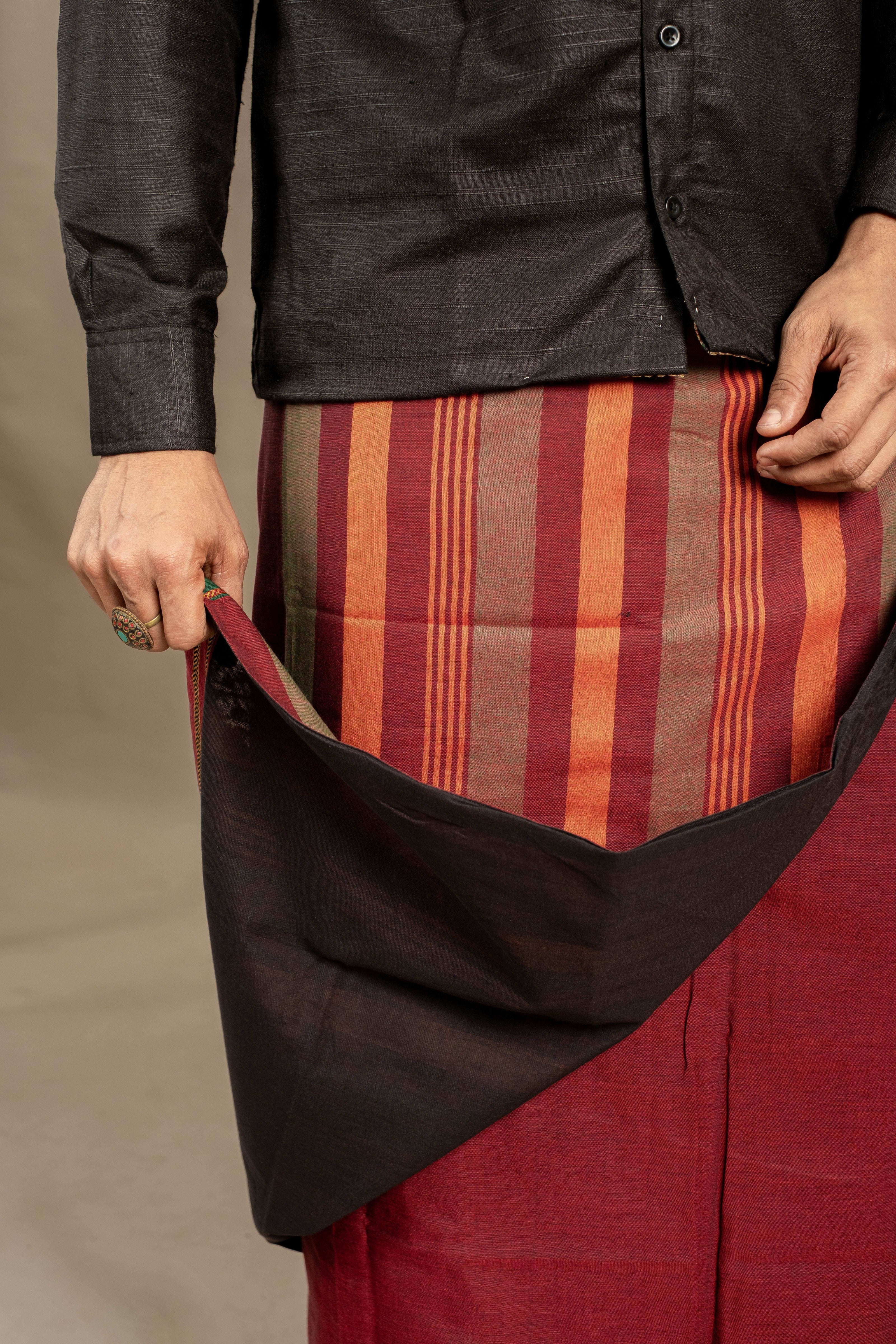 Agni Red Classic (Rudra)-Veshti