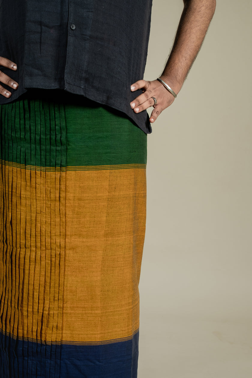 MAYIL Mupbagam - Veshti