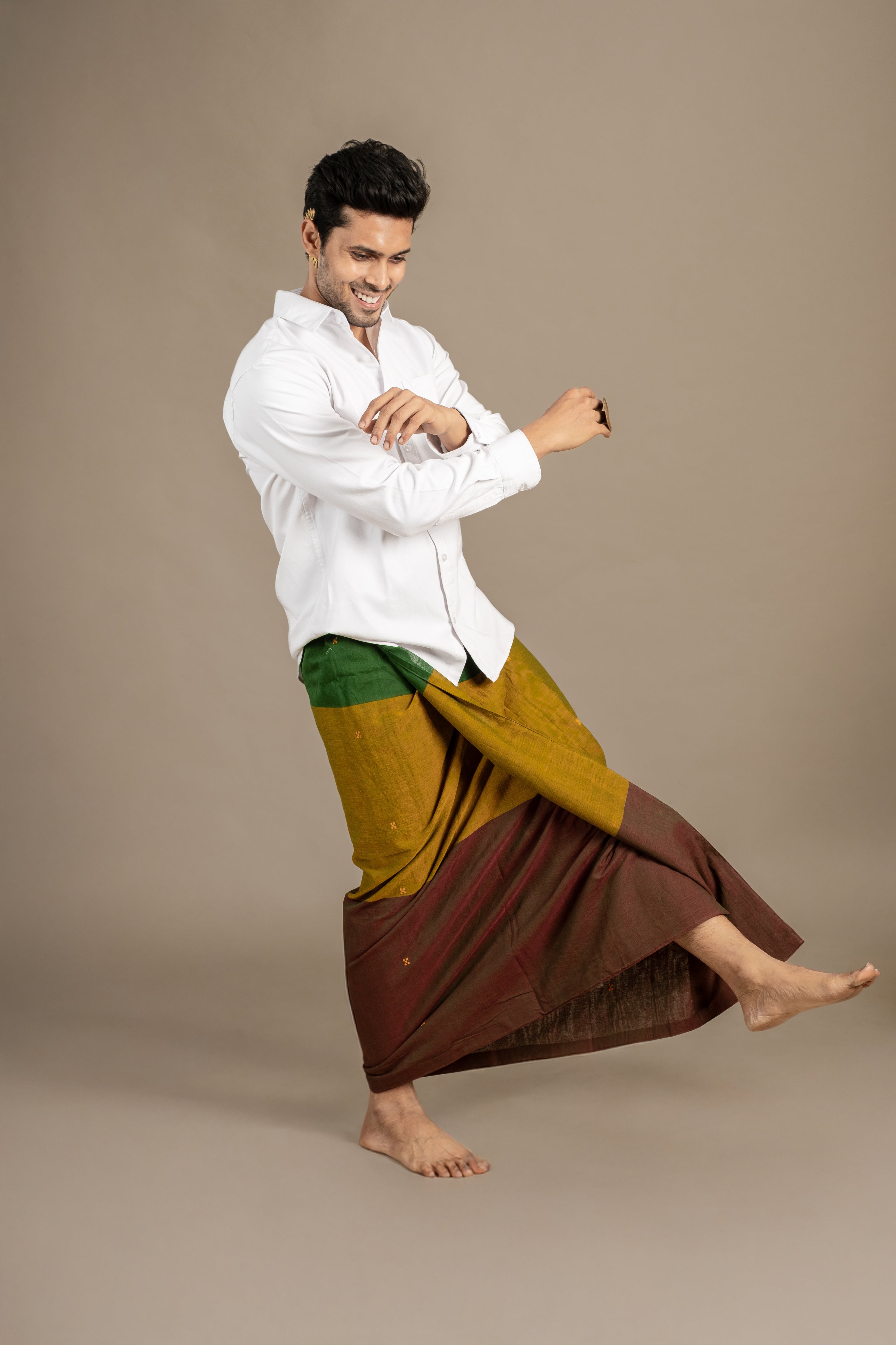 GANGES Mupbagam - Veshti
