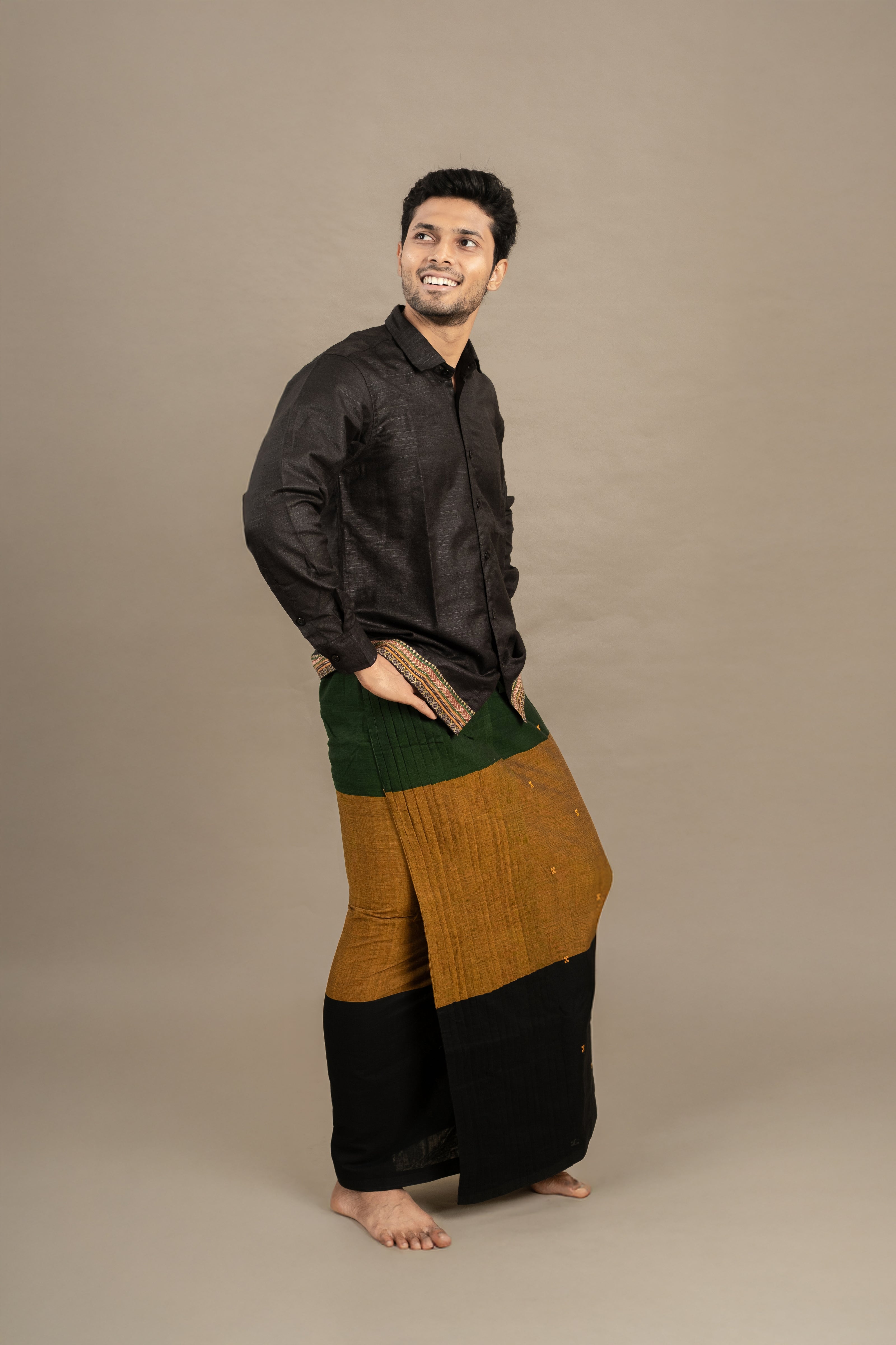 RIVER SONG 2 Mupbagam Veshti - Limited Edition
