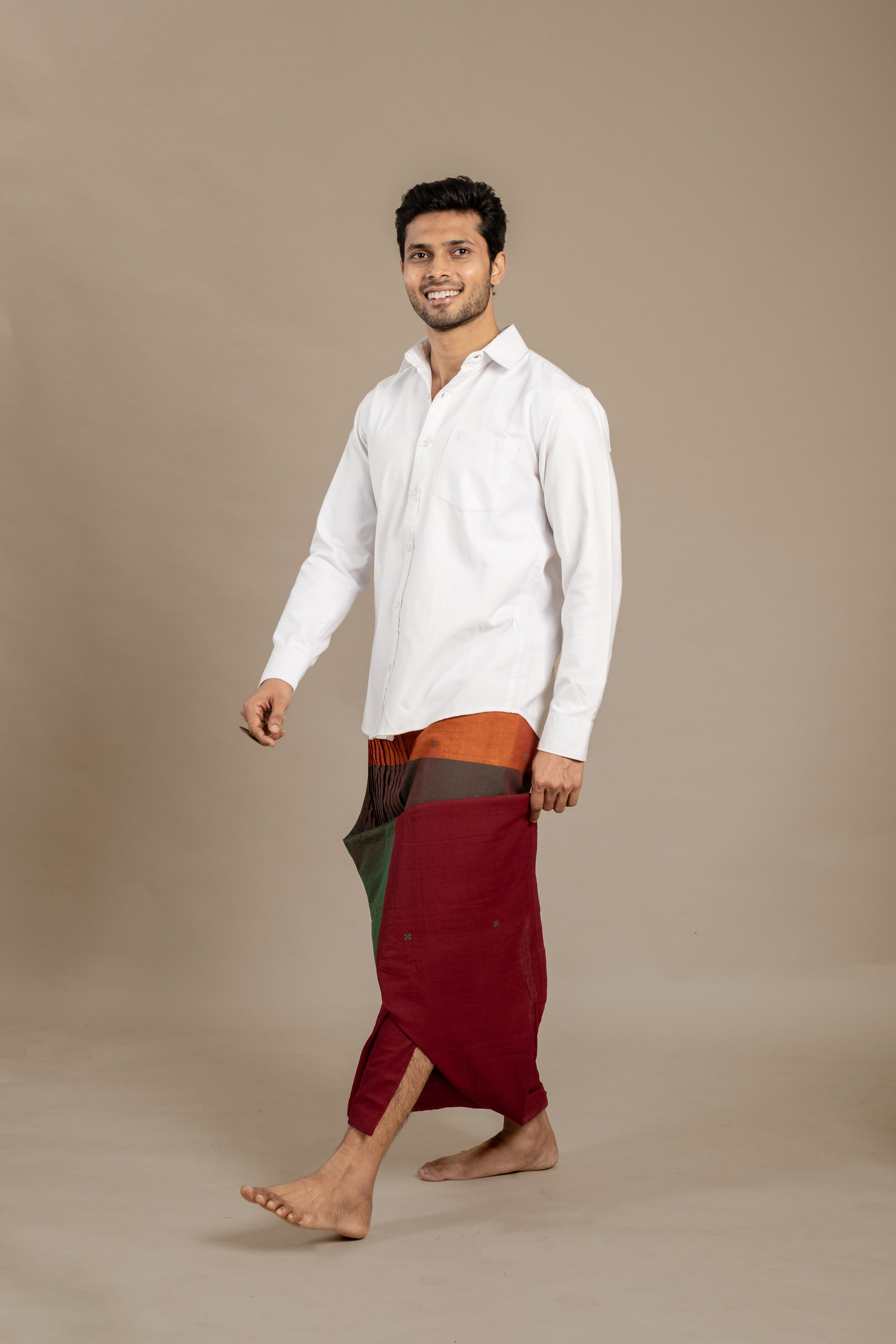 AAM RAS Mupbagam - Veshti