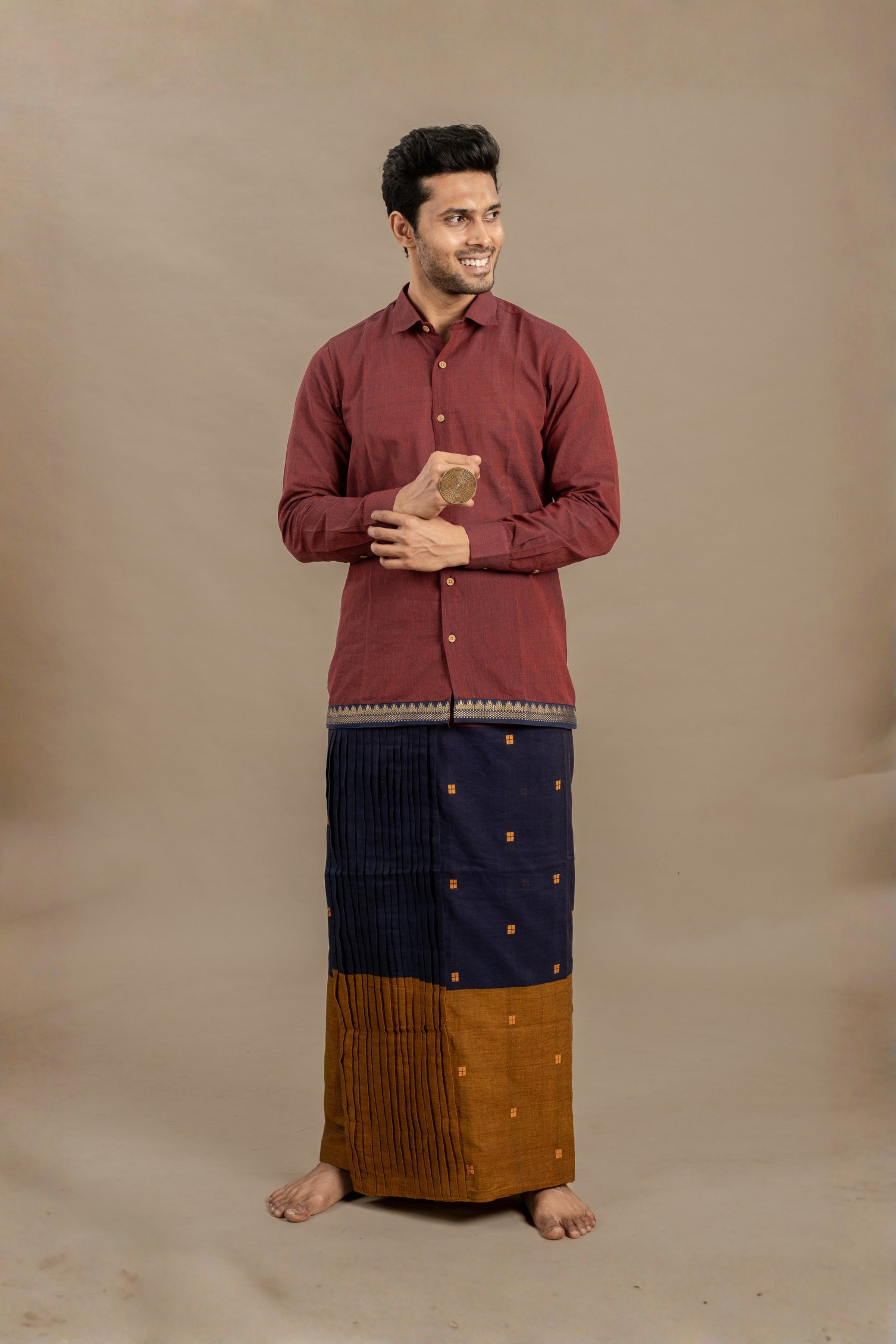 CASINO RED SHIRT X CITY LIGHTS 1 VESHTI