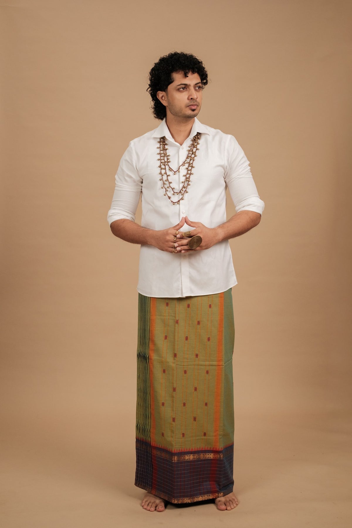 One of a Kind Veshti – Cardamom