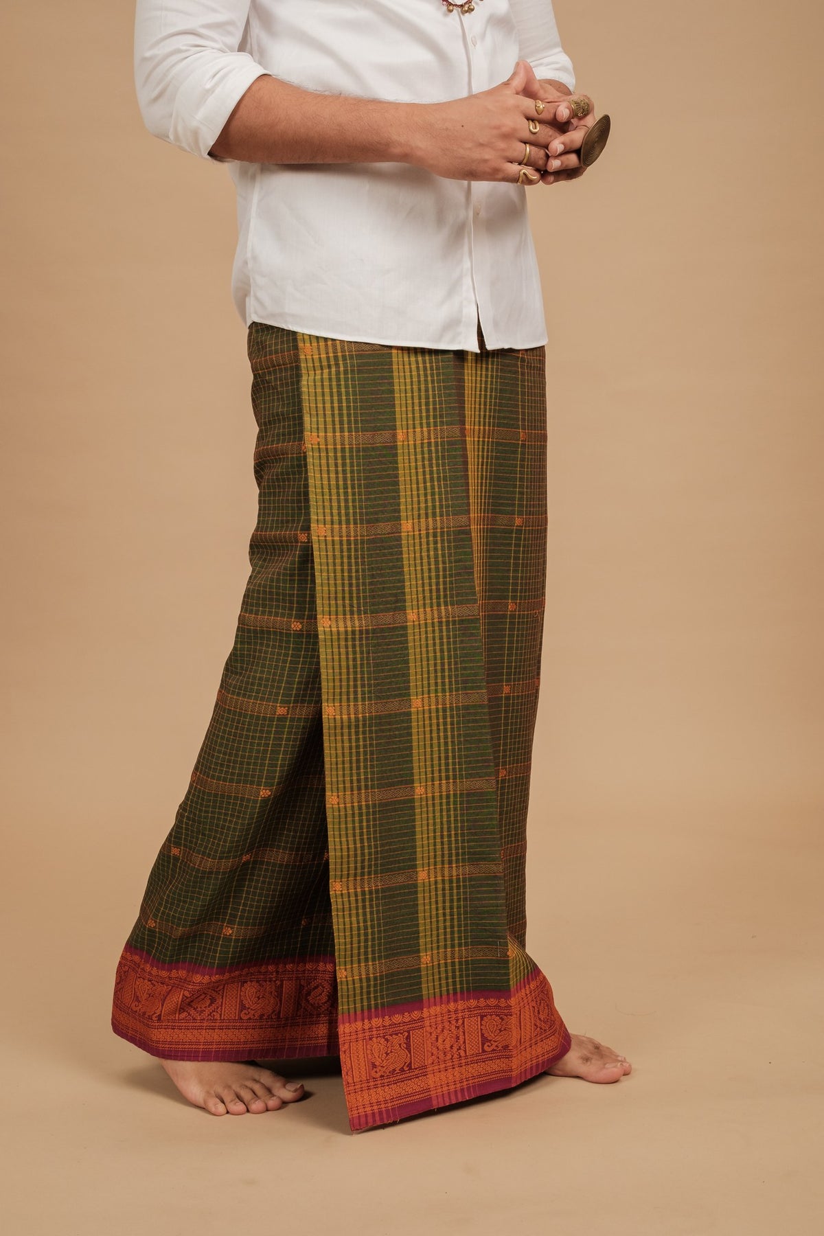 One of a Kind Veshti – Kattam Green