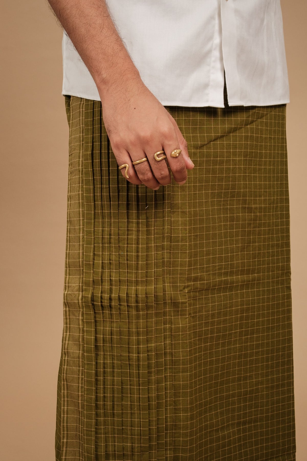 One of a Kind Veshti – Kattam Olive
