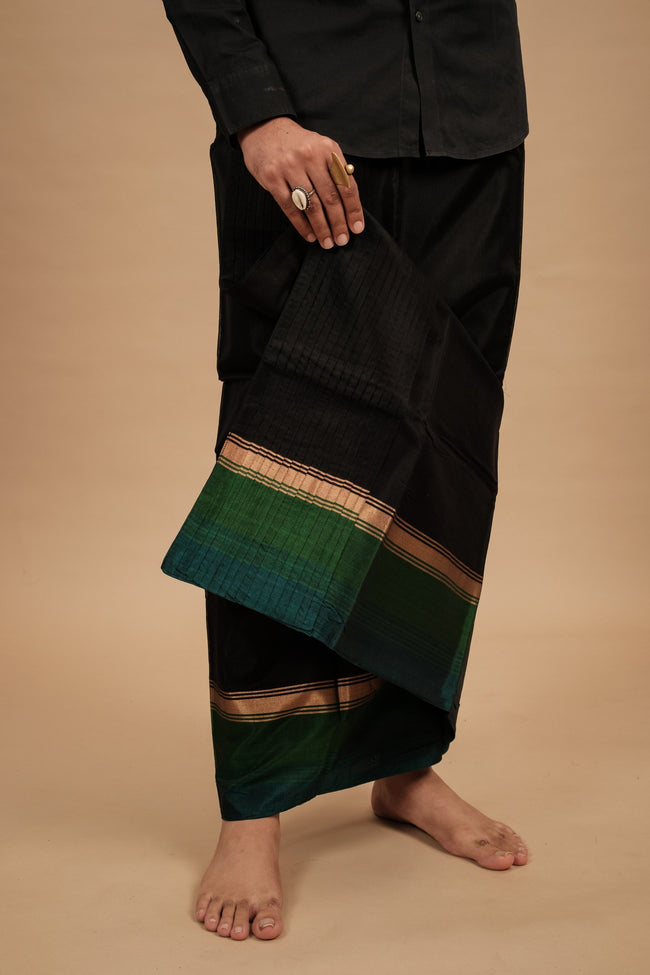 One of a Kind Veshti – Black Sapphire