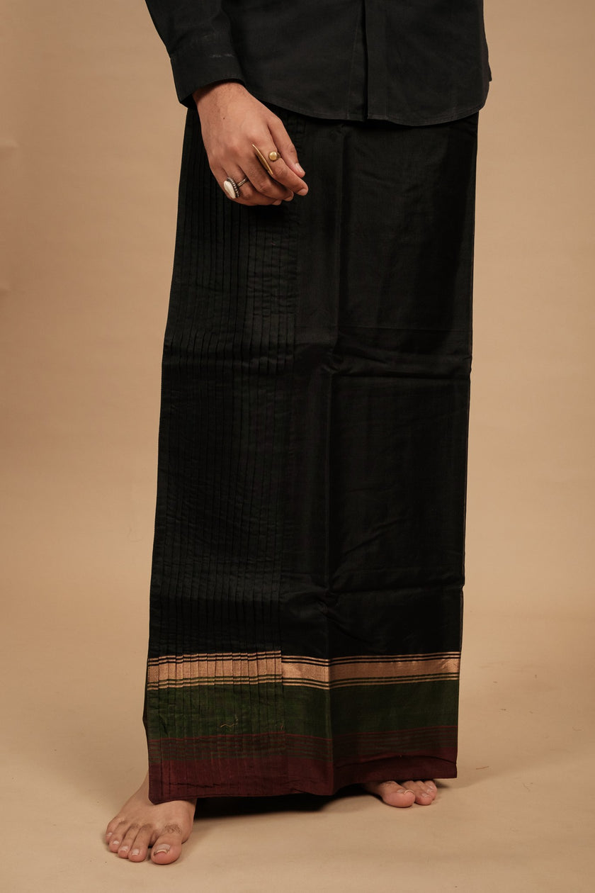 One of a Kind Veshti – Black Ruby