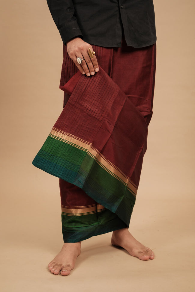 One of a Kind Veshti – Ratan
