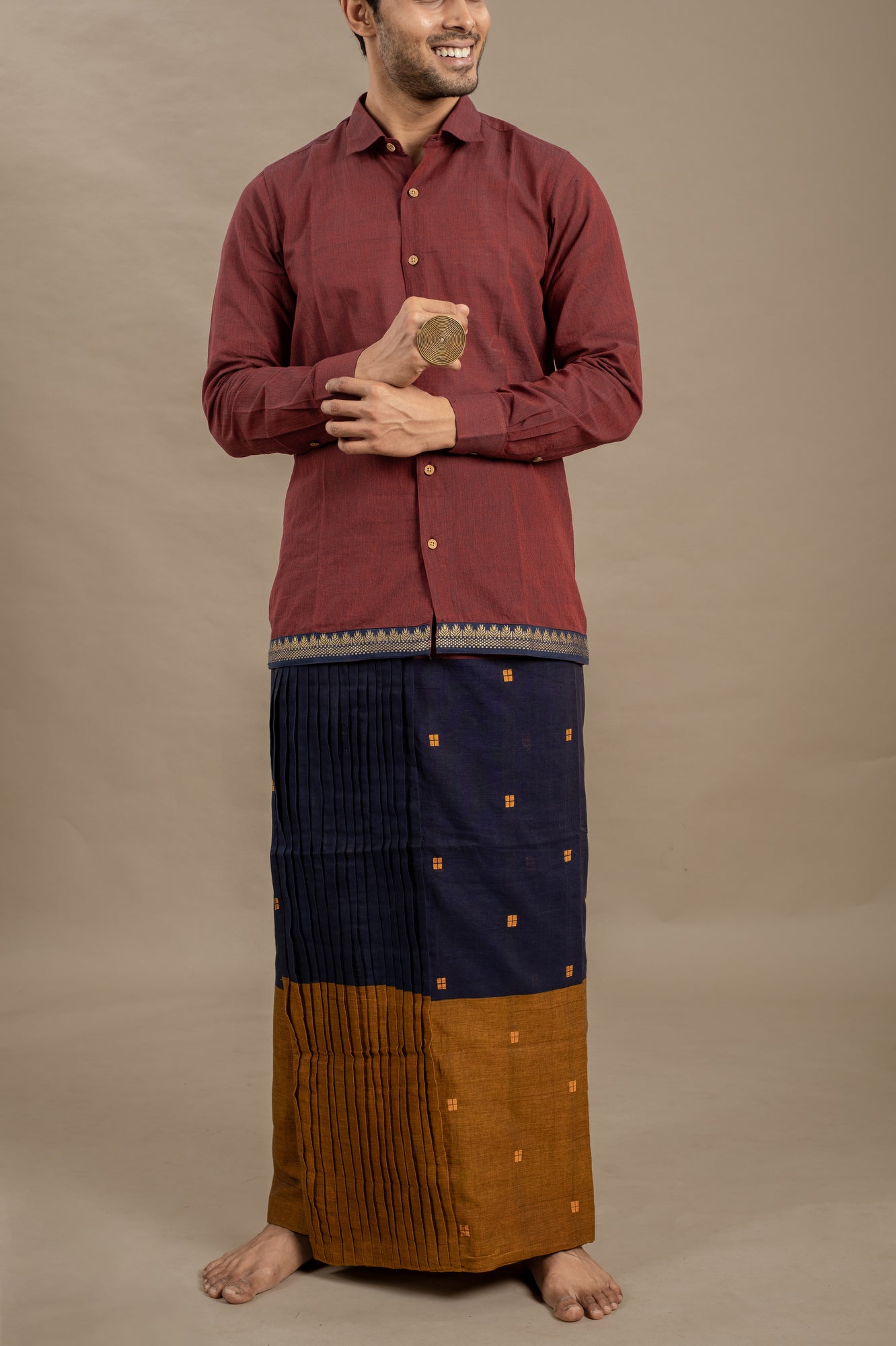 CASINO RED SHIRT X CITY LIGHTS 1 VESHTI