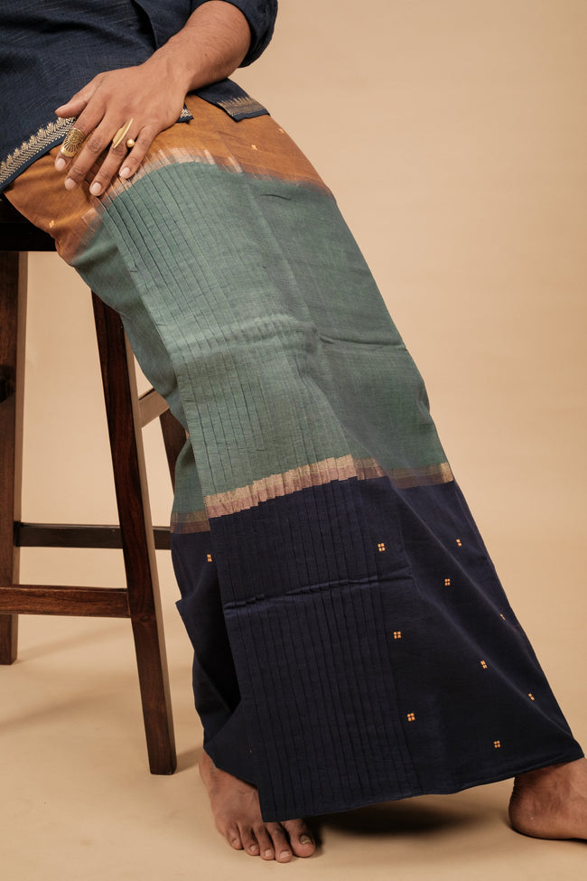Mupbagam Veshti – Megh Zari