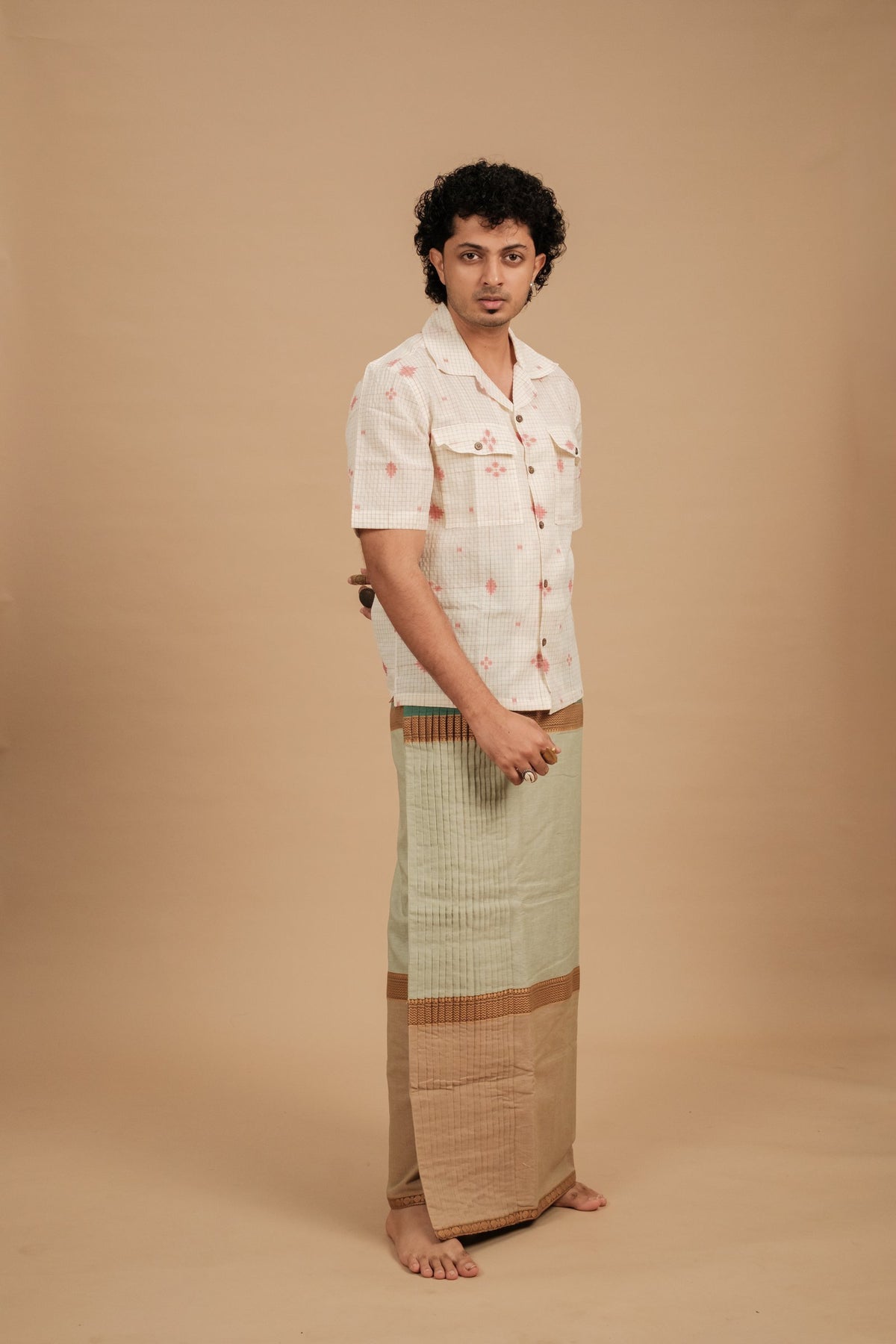 Mupbagam Veshti – Jacquard Cream