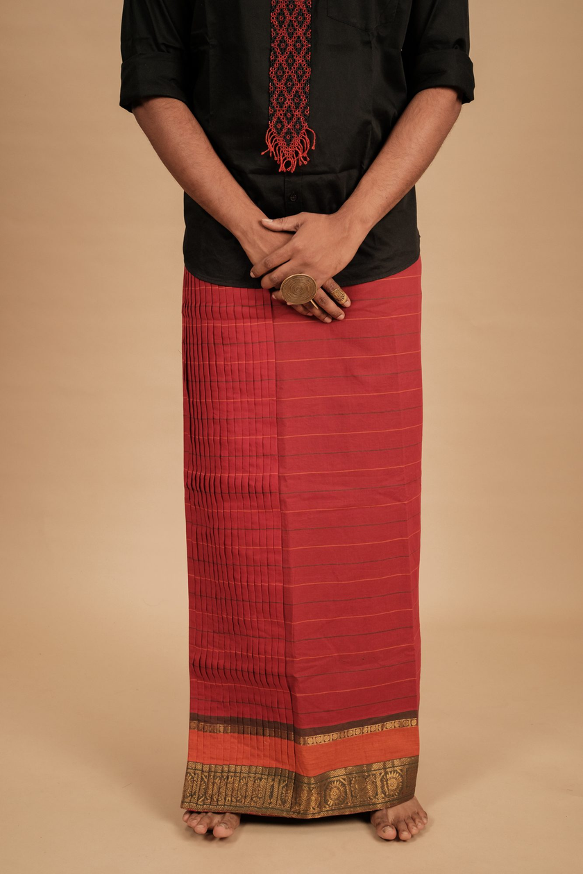 One of a Kind Veshti – Vel Sepu